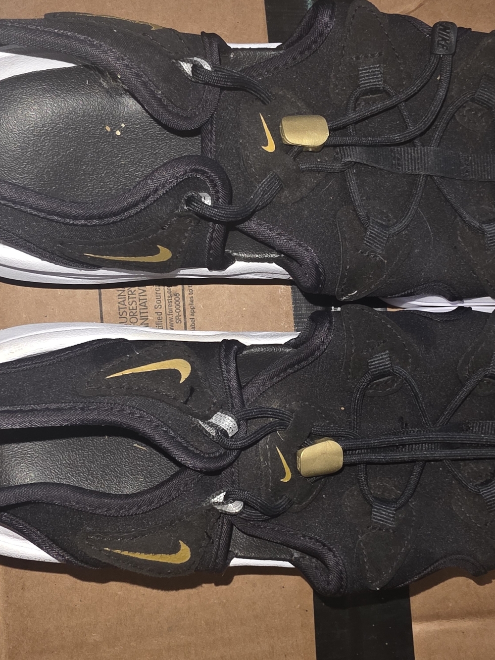 Womans Nike Sandals Size 10